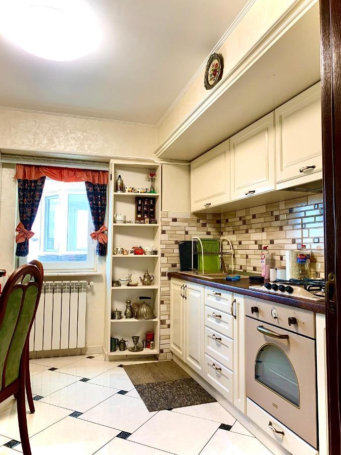 Apartament Ultraconfort Яш Екстериор снимка